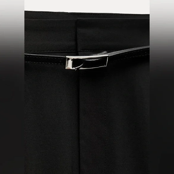 ZADA BELTED PLEATED SHORTS - Picture 6 of 9